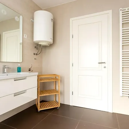 Daire Povile Suites - Few Steps From The Beach, Panoramic Sea View, Shared Pool, I Floor