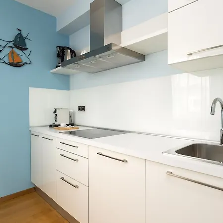Daire Povile Suites - Few Steps From The Beach, Panoramic Sea View, Shared Pool, I Floor Novi Vinodolski