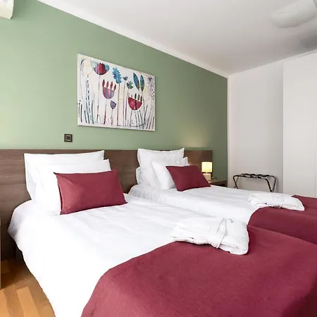 Povile Suites - Few Steps From The Beach, Panoramic Sea View, Shared Pool, I Floor Daire *